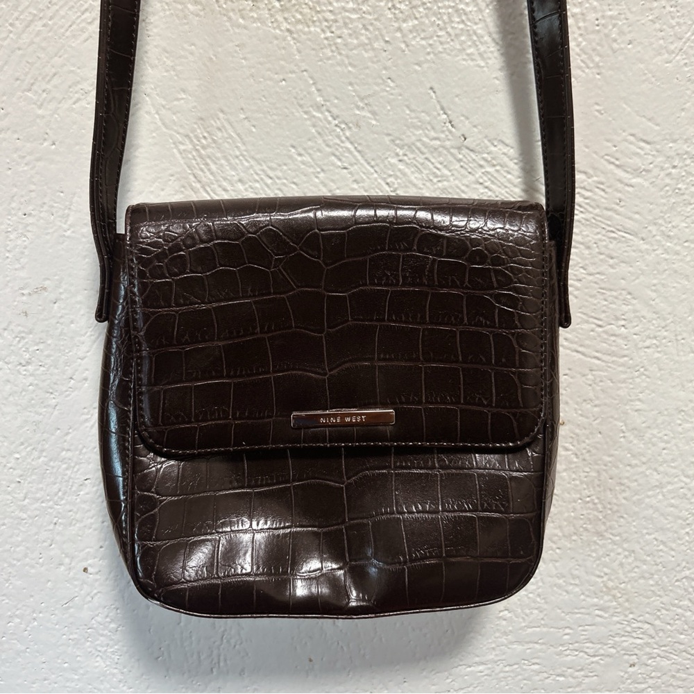 Vintage Nine West Brown Croc-Embossed Shoulder Bag